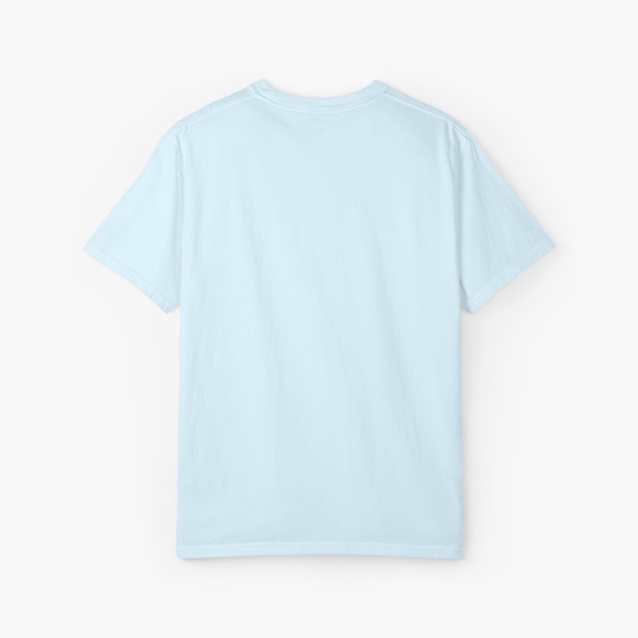 T-Shirt — “Never Underestimate an Old Lady With Plants” Gardening Graphic Tee